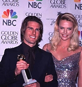 2000-01-23-57th-Annual-Golden-Globe-Awards-019.jpg