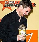 2001-06-02-MTV-Movie-Awards-017.jpg