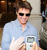 candids-buenos-aires-march25-26-2013-022.jpg