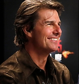 mission-impossible-rogue-nation-shanghai-airport-arrival-sept5-2015-009.jpg