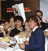 mission-impossible-rogue-nation-shanghai-premiere-fan-meeting-sept6-2015-006.jpg