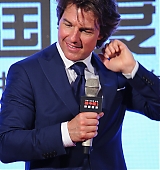 mission-impossible-rogue-nation-shanghai-premiere-fan-meeting-sept6-2015-132.jpg