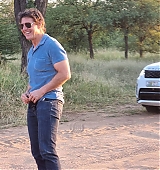 2022-03-00-Candids-South-Africa-While-Filming-MI7-8-011.jpg