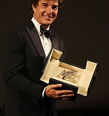 2022-05-18-75th-Cannes-Film-Festival-Tom-Cruise-Receives-A-Palme-dOr-002.jpg