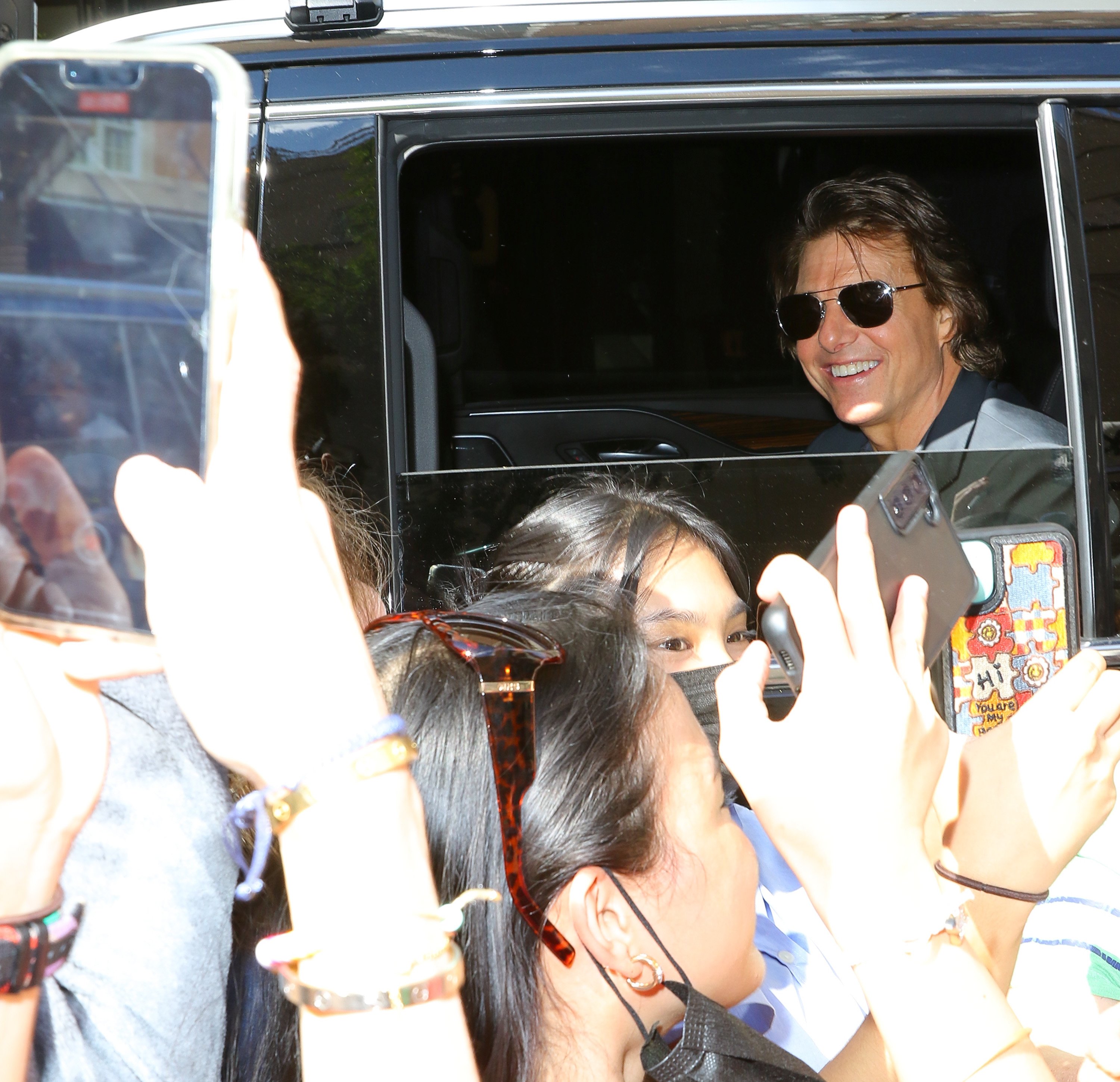 2023-07-10-Candids-Outside-his-Hotel-in-NY-153.jpg