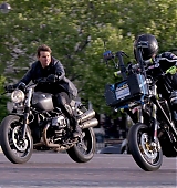 Mission-Impossible-Fallout-Behind-The-Scenes-0802.jpg