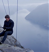 Mission-Impossible-Fallout-Behind-The-Scenes-1319.jpg