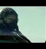 Top-Gun-Maverick-Trailer1-Caps-088.jpg
