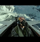 Top-Gun-Maverick-Trailer1-Caps-358.jpg