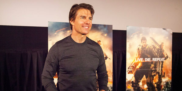 Tom Cruise surprises fans at a Chicago Screening of Edge of Tomorrow